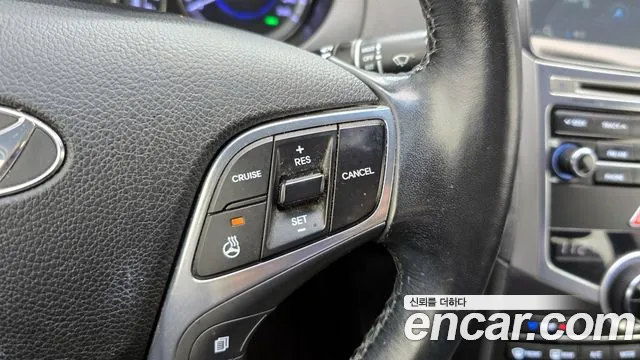 Hyundai Grandeur 2017 — фото 19
