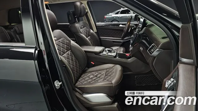 Mercedes-Benz GLS-Class 2017 — фото 10
