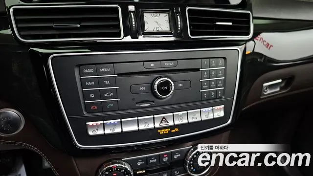 Mercedes-Benz GLS-Class 2017 — фото 17