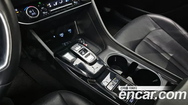 Hyundai Sonata 2020 — фото 9