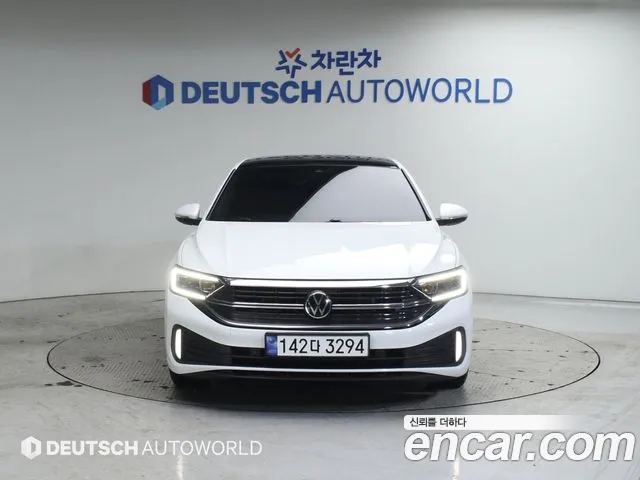 Volkswagen Jetta 2023 — фото 3