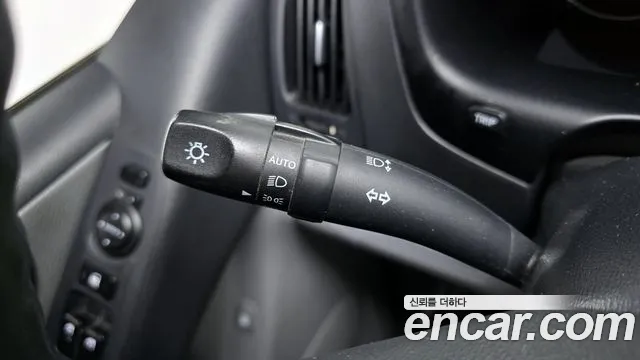 Hyundai Starex 2017 — фото 16