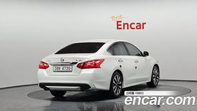 Nissan Altima 2017 — фото 2