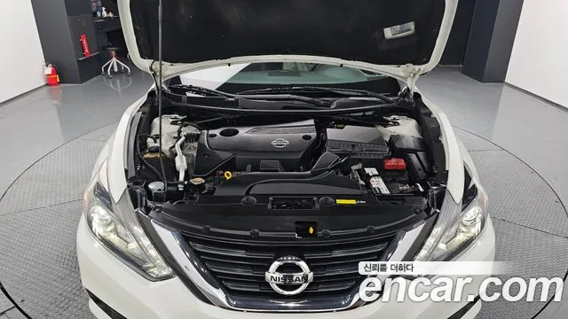 Nissan Altima 2017 — фото 6