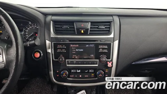 Nissan Altima 2017 — фото 14