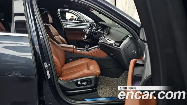 BMW X6 2022 — фото 11