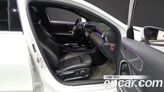 Mercedes-Benz A-Class 2021 — фото 10