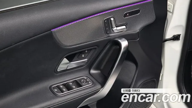 Mercedes-Benz A-Class 2021 — фото 17