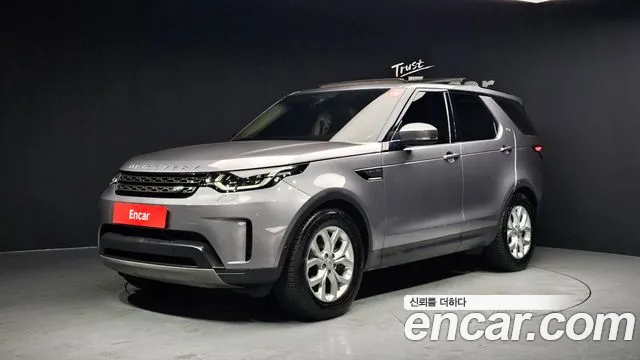 Land Rover Discovery 2020 — фото 1