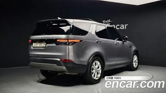 Land Rover Discovery 2020 — фото 2