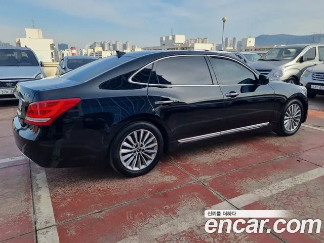 Hyundai Equus 2015 — фото 6