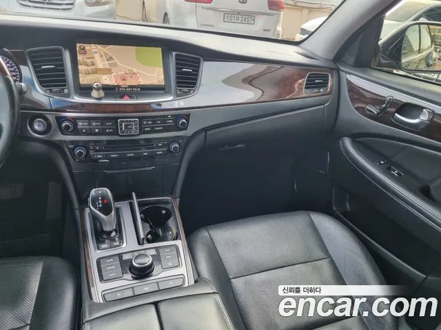 Hyundai Equus 2015 — фото 13
