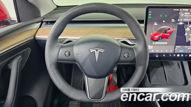 Tesla Model Y 2024 — фото 13