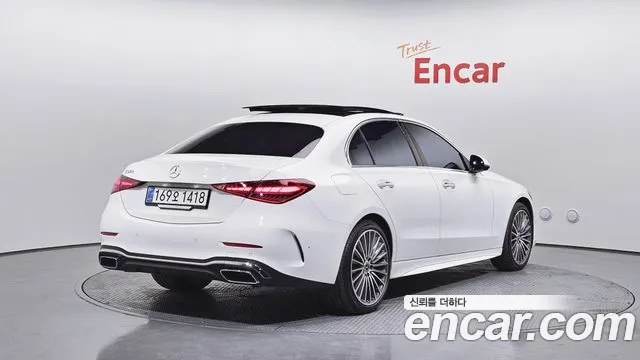 Mercedes-Benz C-Class 2022 — фото 2