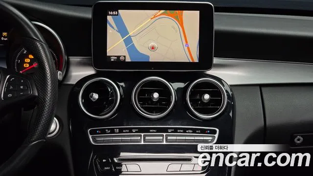 Mercedes-Benz C-Class 2016 — фото 14