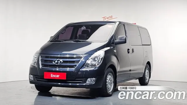 Hyundai Starex 2018 — фото 1