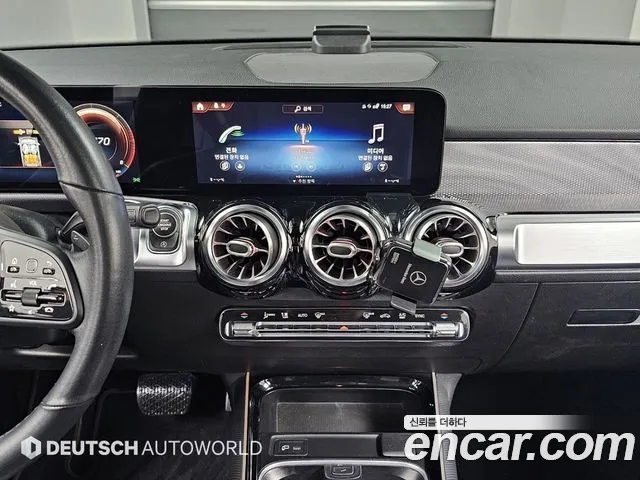 Mercedes-Benz GLB-Class 2021 — фото 14