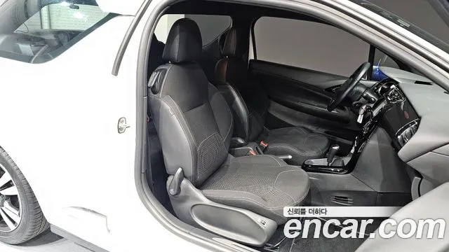 Citroen-DS DS3 2013 — фото 12