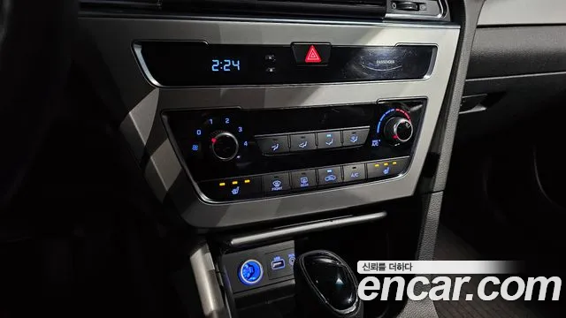Hyundai Sonata 2015 — фото 20