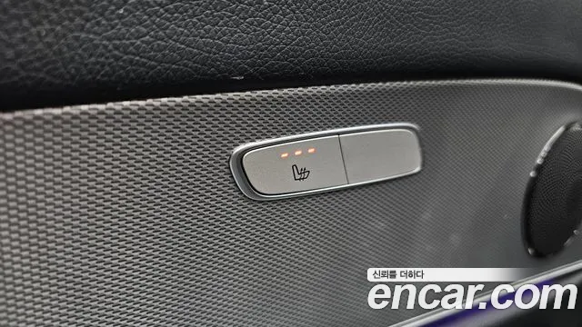 Mercedes-Benz E-Class 2017 — фото 19