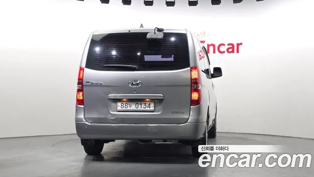 Hyundai Starex 2018 — фото 4