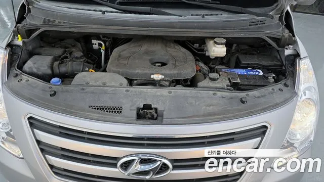 Hyundai Starex 2018 — фото 6