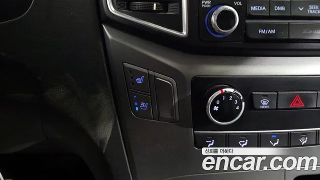 Hyundai Starex 2018 — фото 18