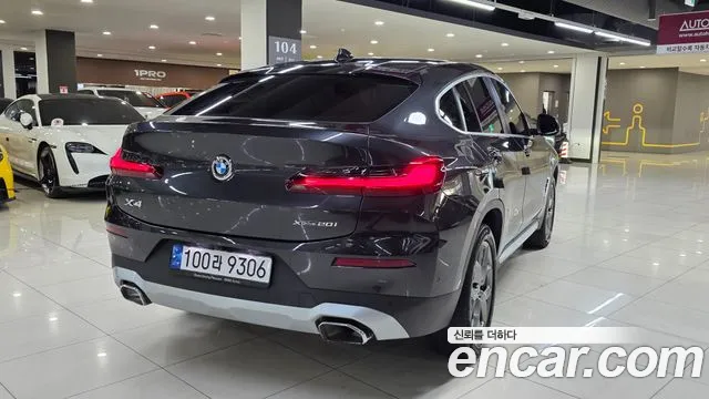 BMW X4 2022 — фото 6