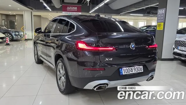BMW X4 2022 — фото 7