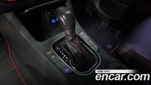 Hyundai i30 2017 — фото 9