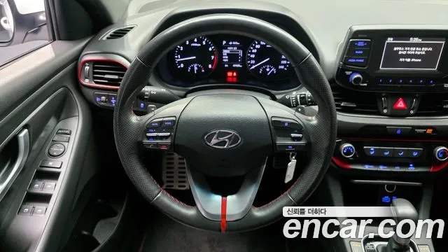 Hyundai i30 2017 — фото 13
