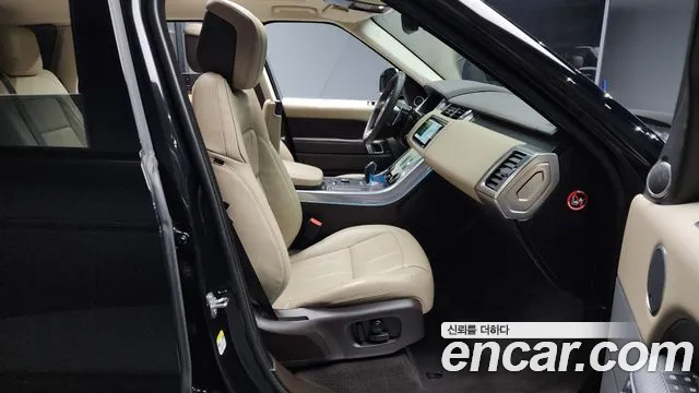 Land Rover Range Rover Sport 2022 — фото 11