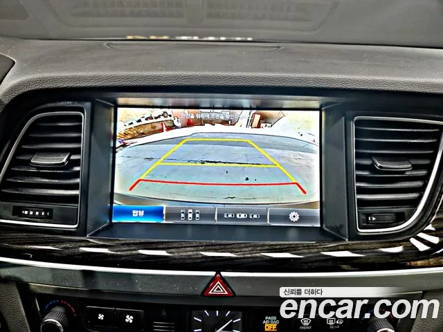 Hyundai Genesis 2016 — фото 12
