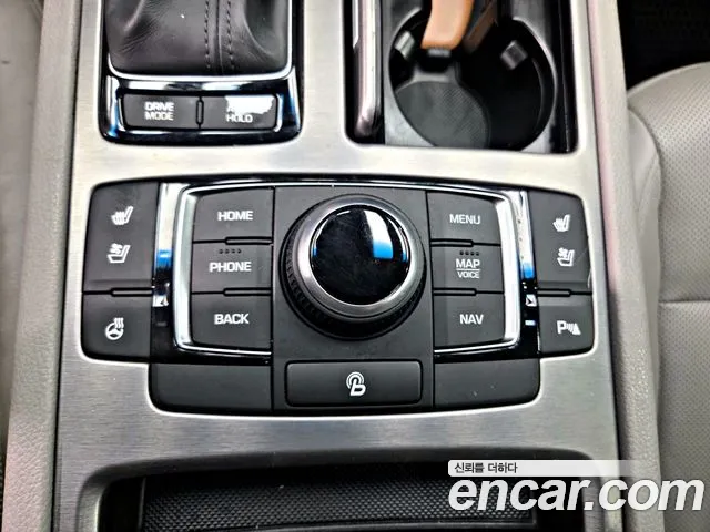 Hyundai Genesis 2016 — фото 15