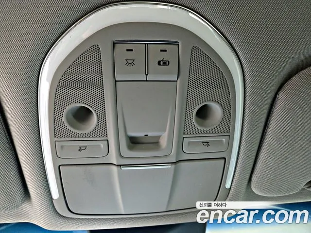 Hyundai Genesis 2016 — фото 18