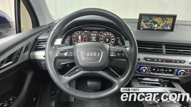 Audi Q7 2019 — фото 13