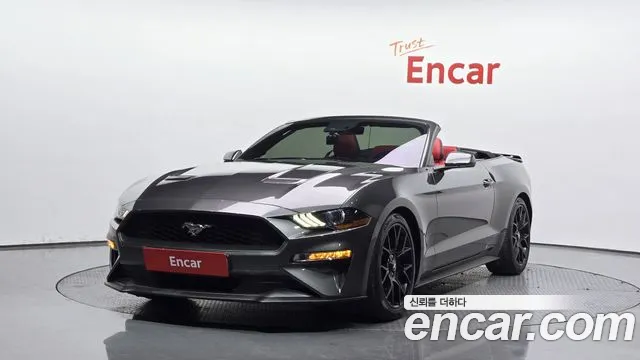 Ford Mustang 2018 — фото 1