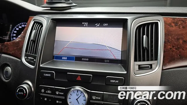 Hyundai Equus 2012 — фото 16