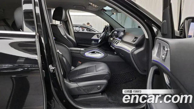 Mercedes-Benz GLE-Class 2019 — фото 11