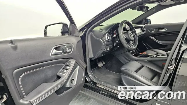 Mercedes-Benz GLA-Class 2019 — фото 10