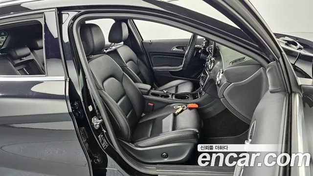 Mercedes-Benz GLA-Class 2019 — фото 12