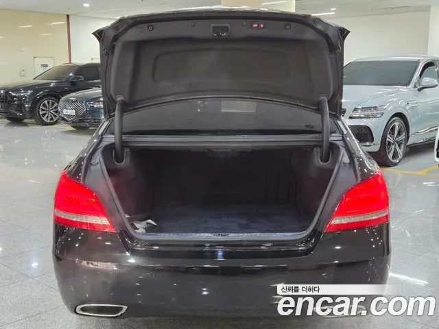 Hyundai Equus 2015 — фото 19