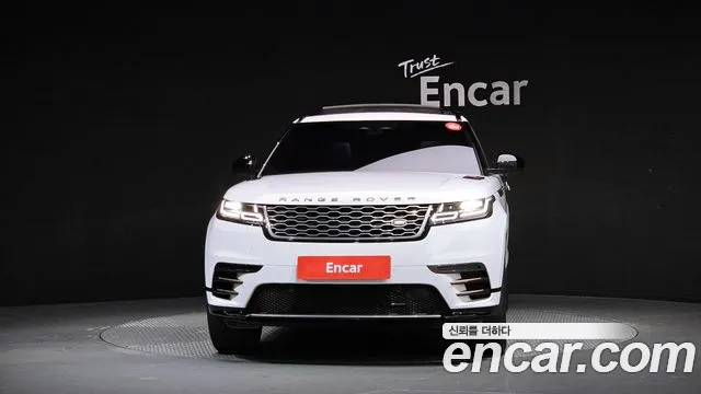 Land Rover Range Rover Velar 2023 — фото 3