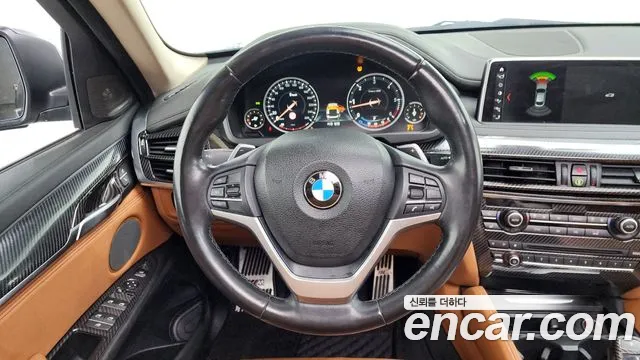 BMW X6 2017 — фото 13