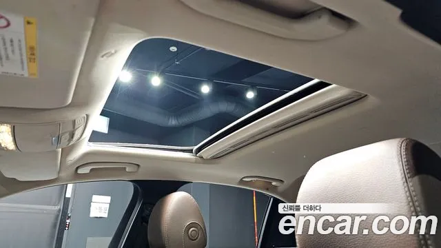 Mercedes-Benz E-Class 2019 — фото 16
