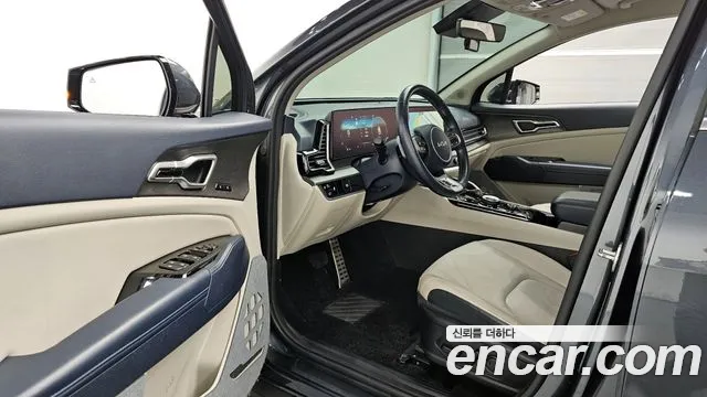 Kia Sportage 2022 — фото 12
