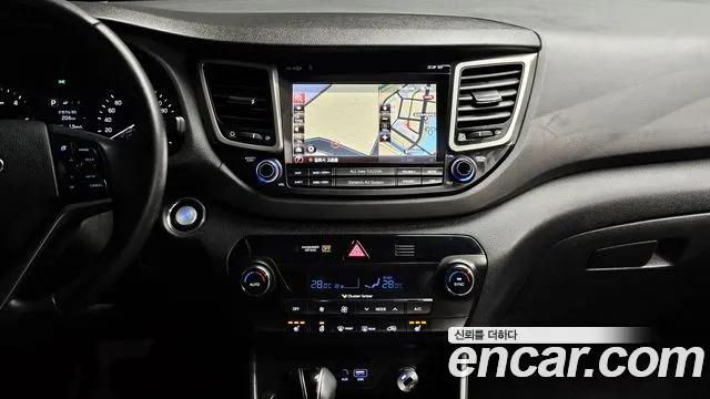 Hyundai Tucson 2017 — фото 14