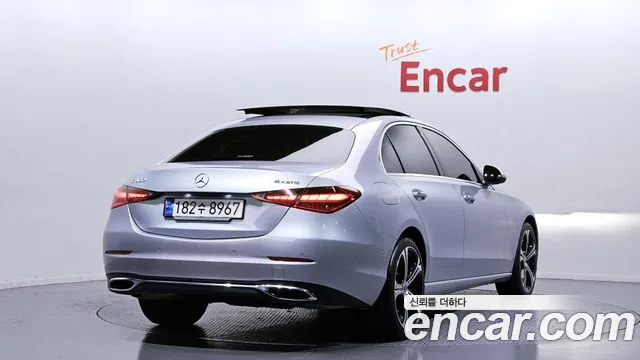 Mercedes-Benz C-Class 2023 — фото 2