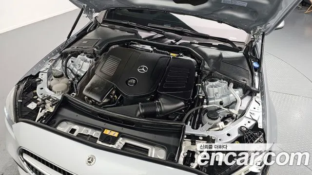 Mercedes-Benz C-Class 2023 — фото 6