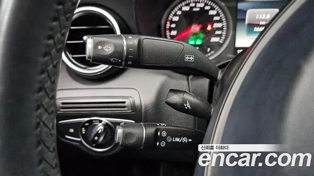 Mercedes-Benz C-Class 2016 — фото 18